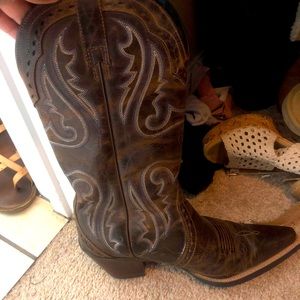 Ariat heritage boots